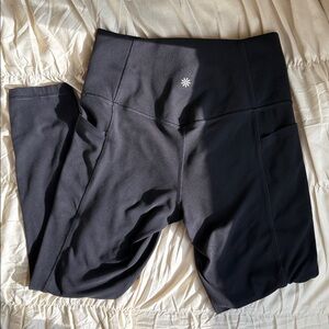 Athleta Black length 7/8 Leggings with pockets